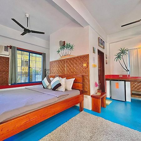 Apo Diver Beach Resort San Juan  Kültér fotó