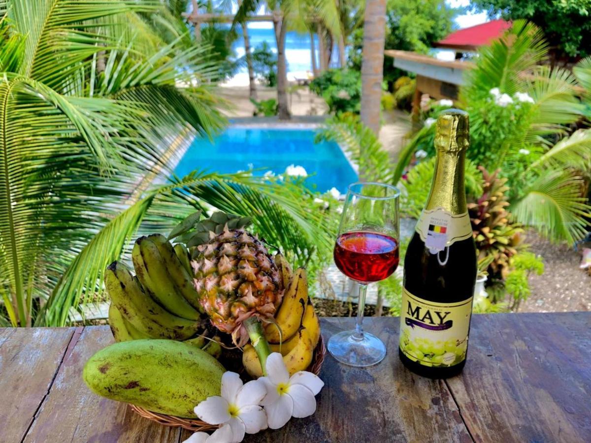 Apo Diver Beach Resort San Juan  Kültér fotó