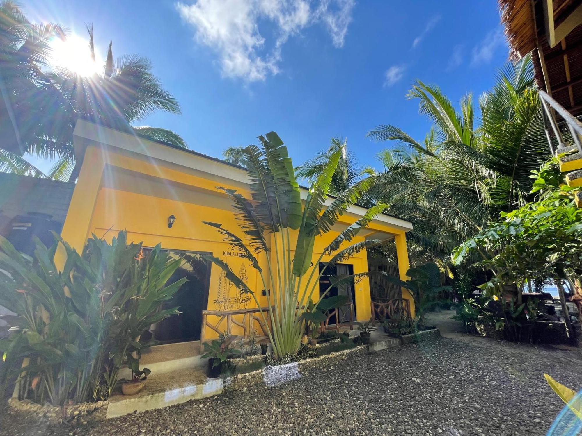 Apo Diver Beach Resort San Juan  Kültér fotó